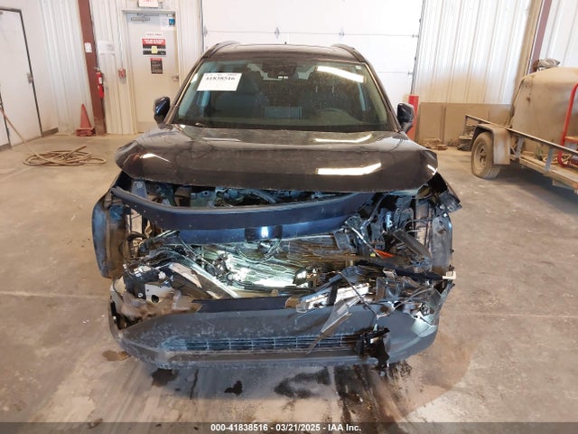 2T3RWRFV8NW129832 Toyota Rav4 Hybrid Xle