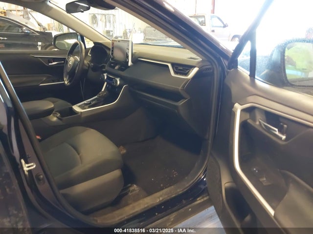 2T3RWRFV8NW129832 Toyota Rav4 Hybrid Xle