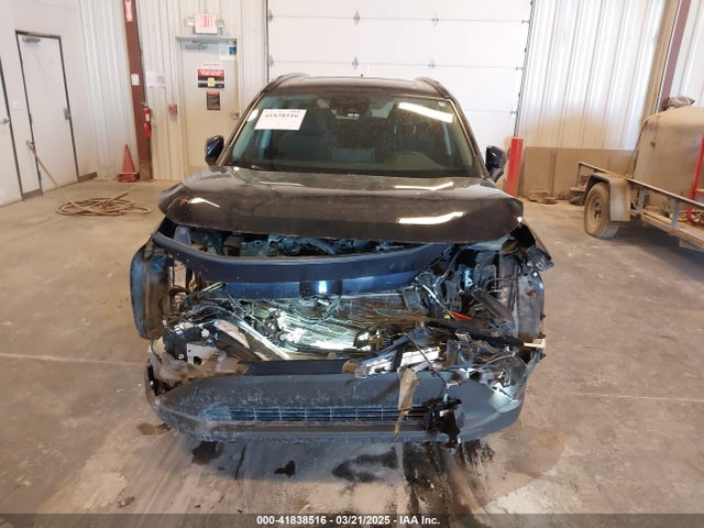 2T3RWRFV8NW129832 Toyota Rav4 Hybrid Xle