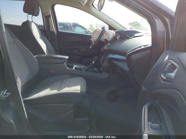 1FMCU0GD6HUE35387 Ford ESCAPE SE
