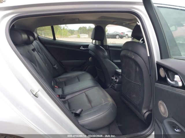 KNAE25LA2J6036690 KIA Stinger Premium