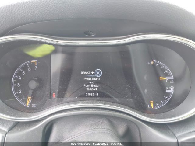1C4RJFAG1NC175107 Jeep Grand Cherokee Wk Laredo E 4x4