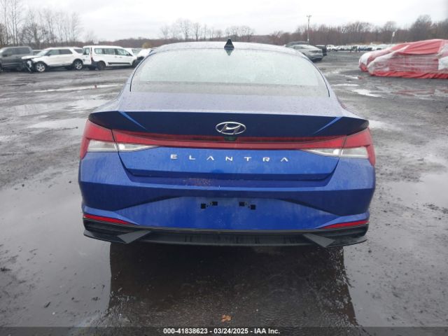 KMHLL4AG1PU557148 Hyundai ELANTRA SE