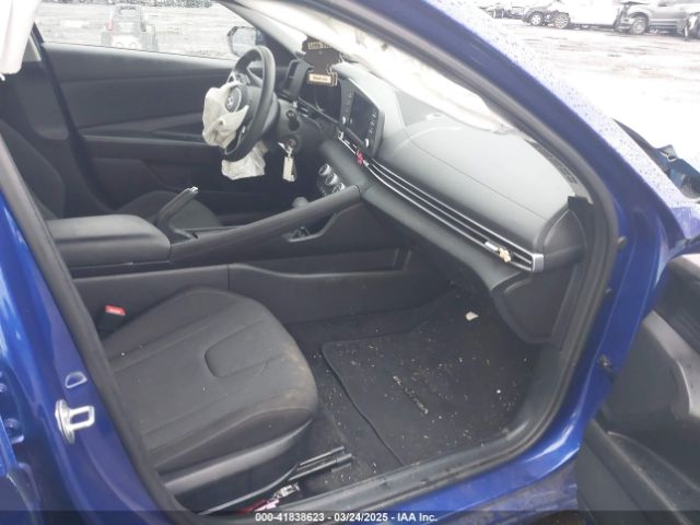 KMHLL4AG1PU557148 Hyundai ELANTRA SE