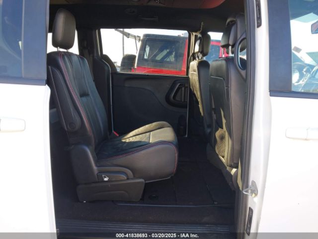 2C4RDGEG7KR565218 Dodge Grand Caravan Gt