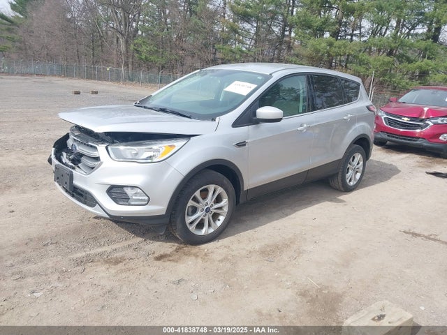 1FMCU0GDXHUE03865 Ford ESCAPE SE