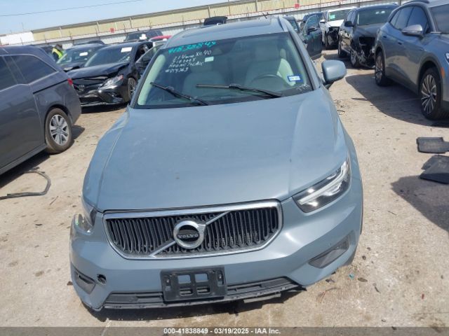 YV4162UK4M2477791 Volvo Xc40 T5 Momentum