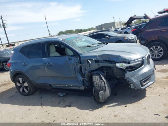YV4162UK4M2477791 Volvo Xc40 T5 Momentum