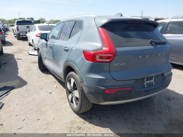 YV4162UK4M2477791 Volvo Xc40 T5 Momentum