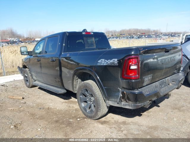 2025 RAM 1500 1C6SRFMP2SN658960 Photo 2