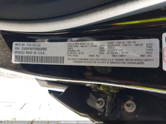 2025 RAM 1500 1C6SRFMP2SN658960 Photo 8