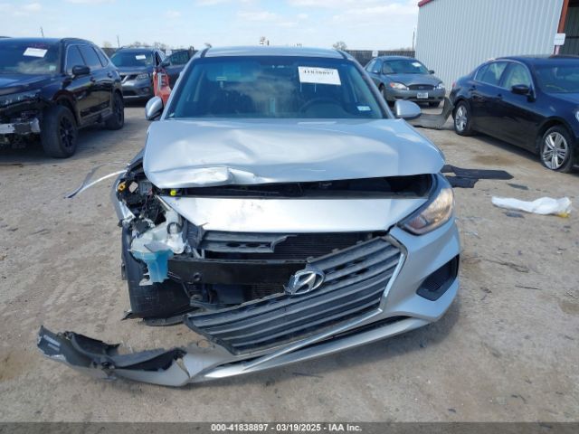 3KPC24A30JE020135 Hyundai ACCENT SE