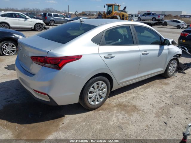 3KPC24A30JE020135 Hyundai ACCENT SE