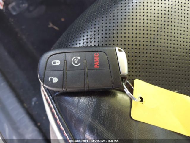 3C4PDCEG8JT380915 Dodge JOURNEY GT