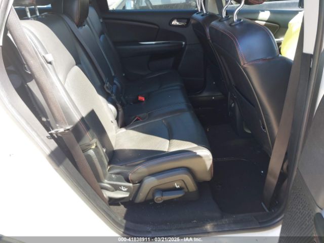 3C4PDCEG8JT380915 Dodge JOURNEY GT