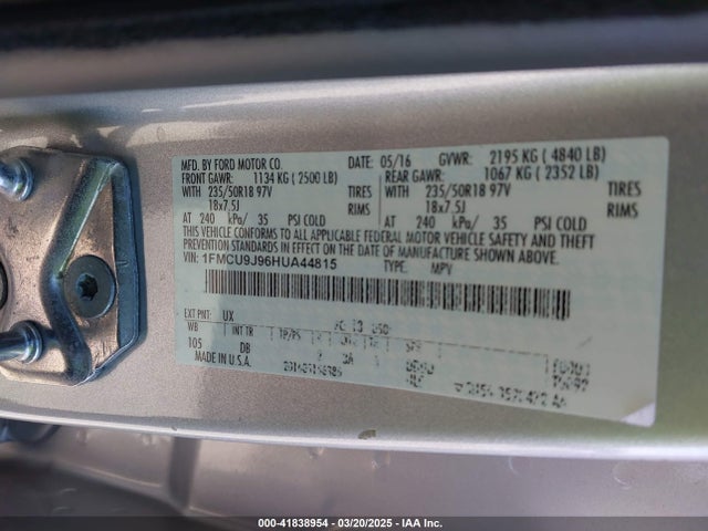 1FMCU9J96HUA44815 Ford Escape Titanium