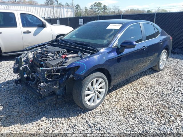 4T1C11AK7NU642811 Toyota CAMRY LE