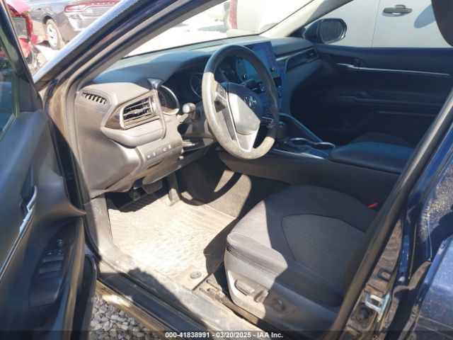 4T1C11AK7NU642811 Toyota CAMRY LE