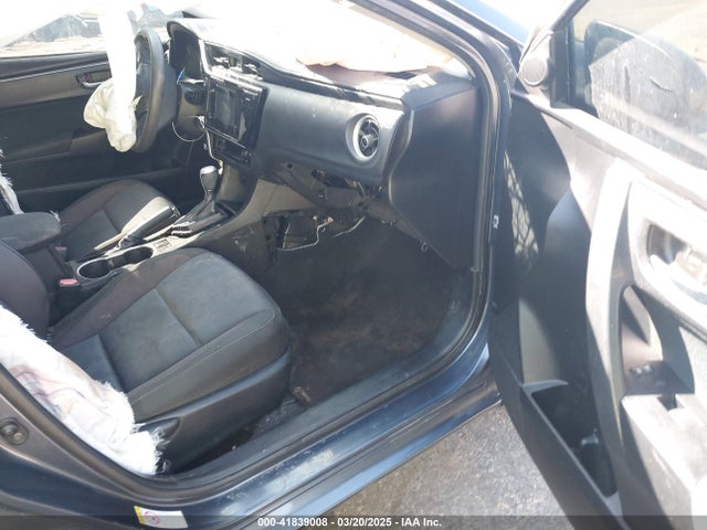 5YFBURHE4HP572188 Toyota COROLLA LE