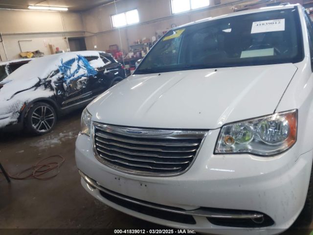 2C4RC1CG9FR573653 Chrysler Town & Country Touring-l