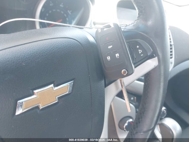 1G1PC5SB8E7144842 Chevrolet Cruze 1lt Auto