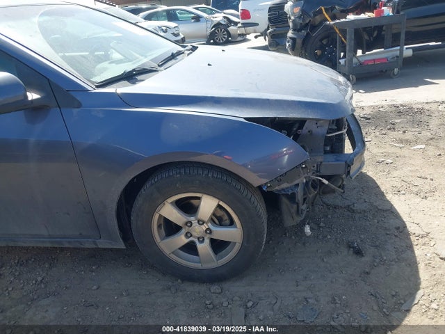 1G1PC5SB8E7144842 Chevrolet Cruze 1lt Auto