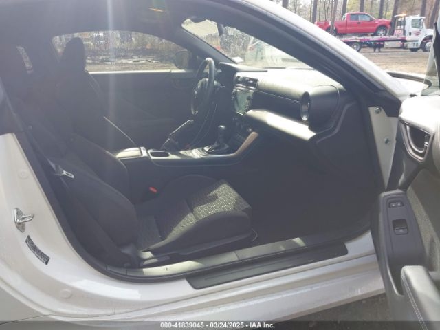 JF1ZNBC18P8761188 Toyota GR86