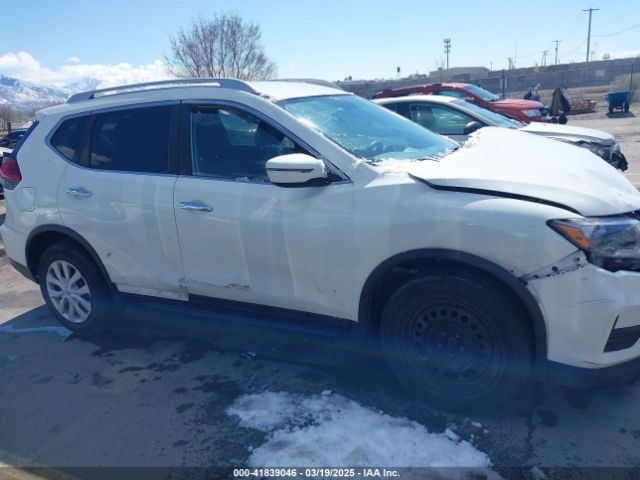 5N1AT2MM8HC777567 Nissan ROGUE S