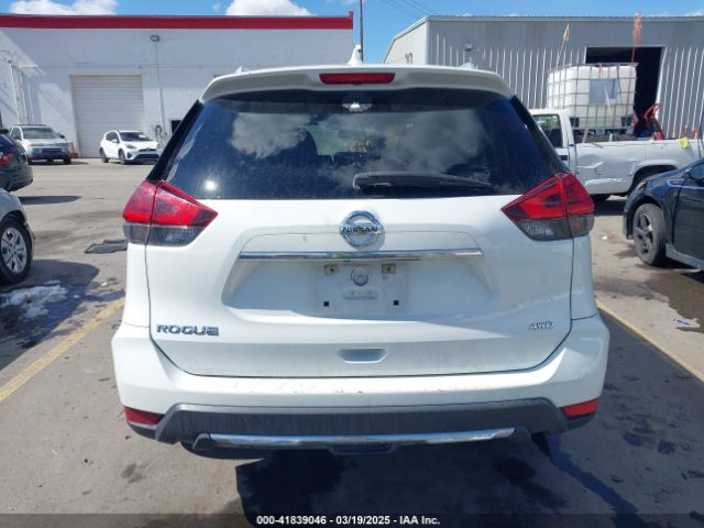 5N1AT2MM8HC777567 Nissan ROGUE S