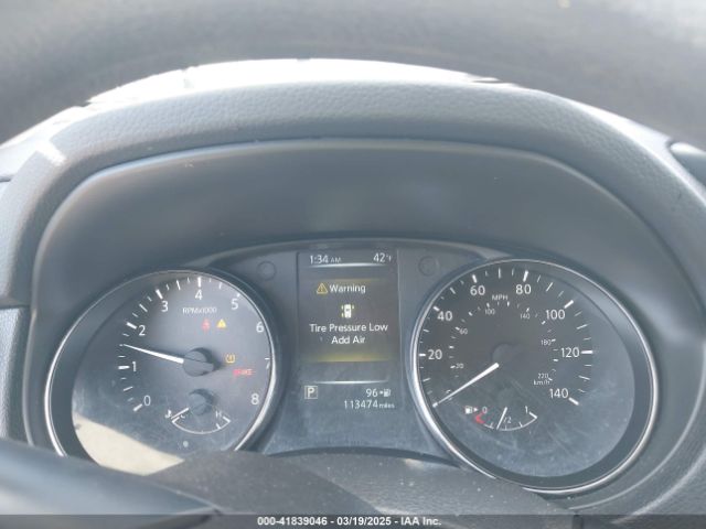 5N1AT2MM8HC777567 Nissan ROGUE S