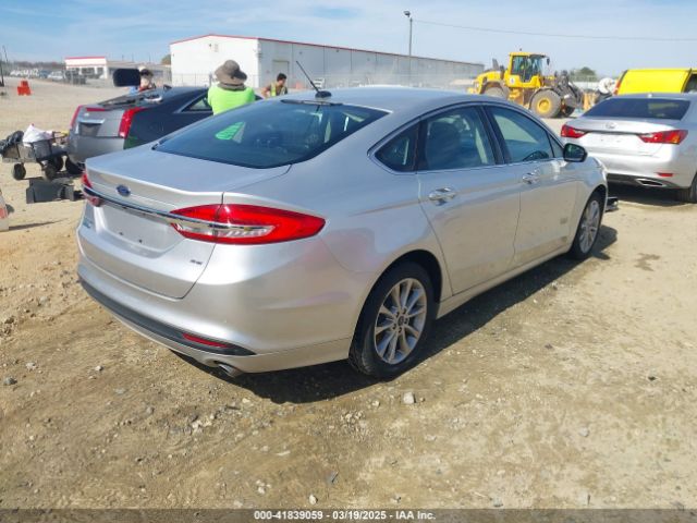 3FA6P0PU9HR275687 Ford Fusion Energi Se Luxury