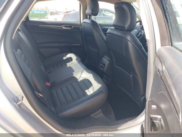 3FA6P0PU9HR275687 Ford Fusion Energi Se Luxury