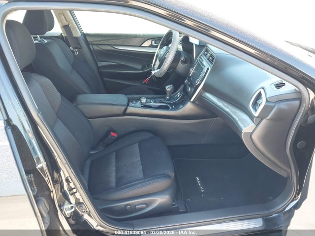 Nissan 2017 2017 1N4AA6AP1HC399081 Image 5