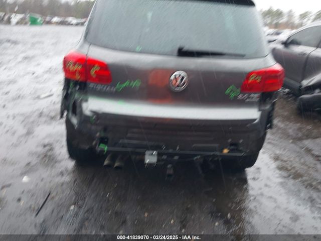WVGBV7AX5FW597694 Volkswagen Tiguan Sel