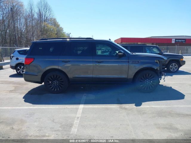 5LMJJ2LT1JEL13235 Lincoln Navigator Reserve