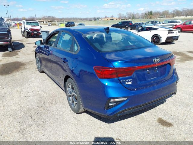 3KPF24AD0ME264586 KIA Forte Lxs