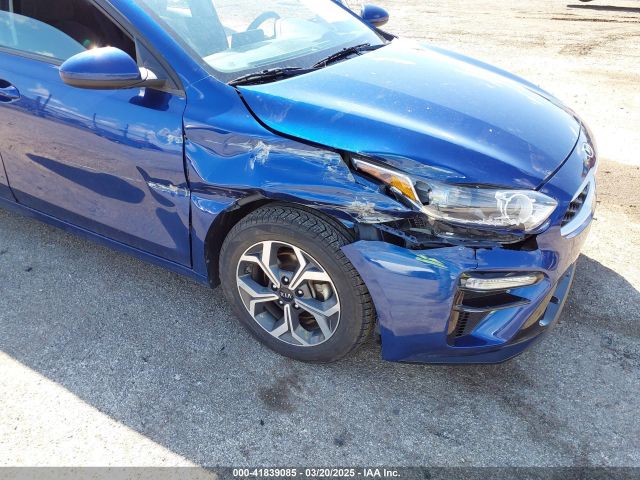3KPF24AD0ME264586 KIA Forte Lxs