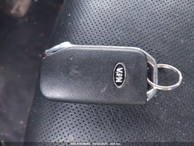 5XYP2DHC6LG009458 KIA Telluride Lx