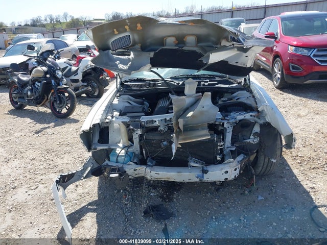 Dodge 2019 2019 2C3CDZFJ3KH724029 Image 12