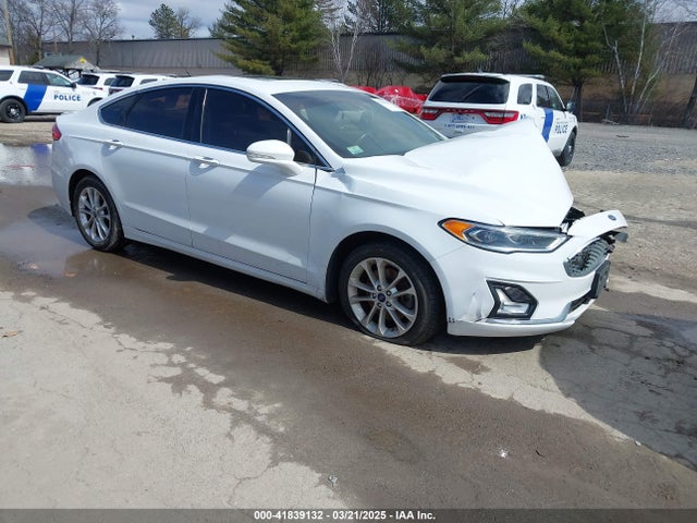 2019 Ford Fusion Energi Titanium მანქანა იყიდება აუქციონზე, vin: 3FA6P0SU6KR110873, აუქციონის ნომერი: 41839132