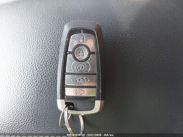 2019 Ford Fusion Energi Titanium მანქანა იყიდება აუქციონზე, vin: 3FA6P0SU6KR110873, აუქციონის ნომერი: 41839132