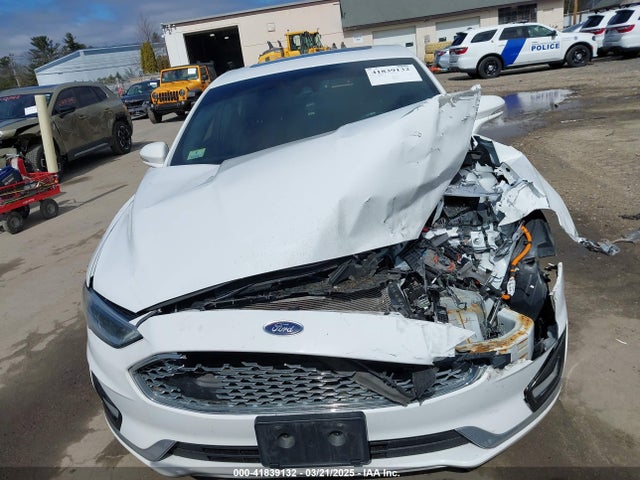 2019 Ford Fusion Energi Titanium მანქანა იყიდება აუქციონზე, vin: 3FA6P0SU6KR110873, აუქციონის ნომერი: 41839132