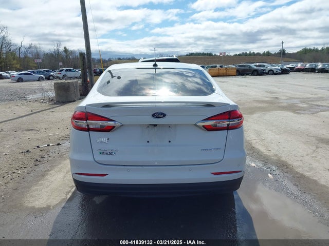 2019 Ford Fusion Energi Titanium მანქანა იყიდება აუქციონზე, vin: 3FA6P0SU6KR110873, აუქციონის ნომერი: 41839132
