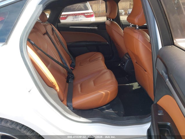 2019 Ford Fusion Energi Titanium მანქანა იყიდება აუქციონზე, vin: 3FA6P0SU6KR110873, აუქციონის ნომერი: 41839132