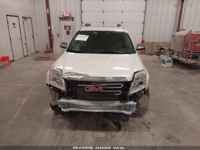 2GKFLUE38H6325210 GMC Terrain Slt