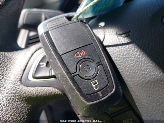 MAJ3S2GE4MC439992 Ford Ecosport Se