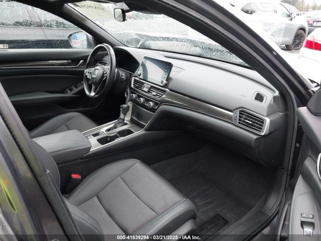 1HGCV1F32LA065373 Honda Accord Sport