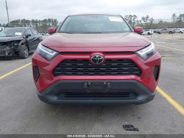 2T3G1RFV8PW398731 Toyota RAV4 LE