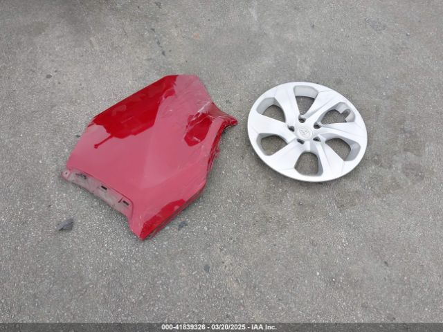 2T3G1RFV8PW398731 Toyota RAV4 LE