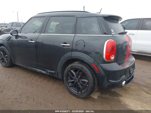 2012 MINI COOPER S COUNTRYMAN WMWZC3C55CWM26367 Photo 2
